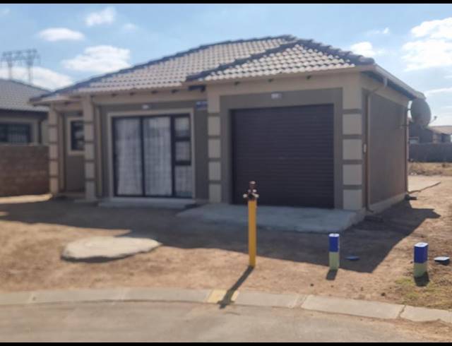 3 BEDROOM HOUSE FOR SALE IN KLERKSOORD